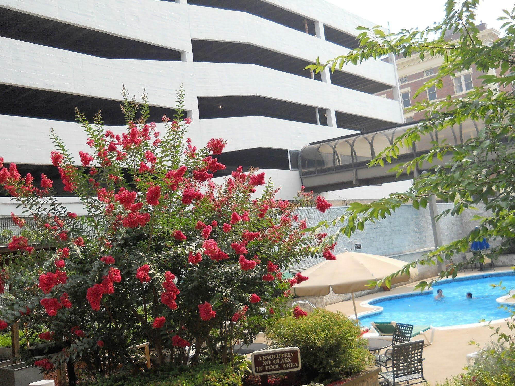 Doubletree By Hilton Huntington, Wv Hotel Exterior foto